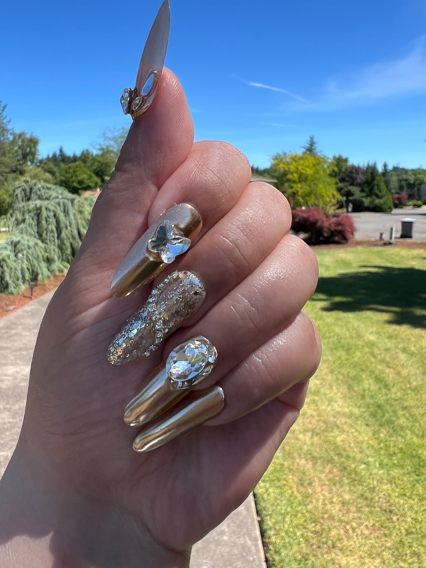 Golden Luxe Metallic Rhinestones Press-on Nail|Glue Nails|Nail Art|False Nails|Elegant Nails|Summer Sale|Fancy Event Nails|Trendy Nails