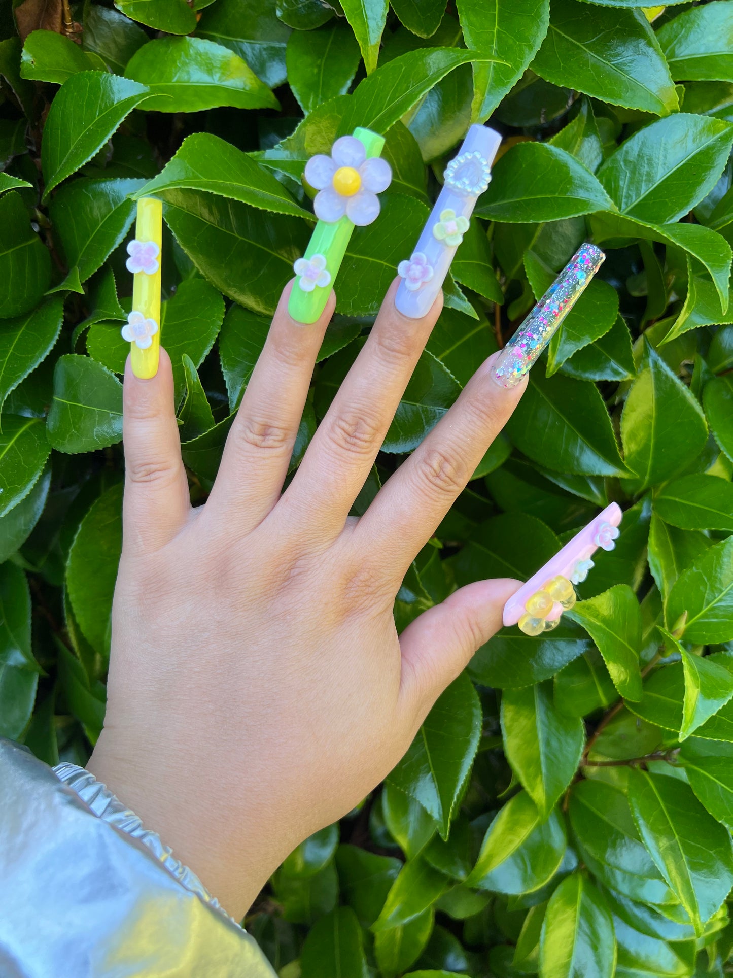 Spring Blooms Press-on Nail|Glue Nails|Nail Art|False Nails|Elegant Nails|Summer Sale|Fancy Event Nails|Trendy Nails