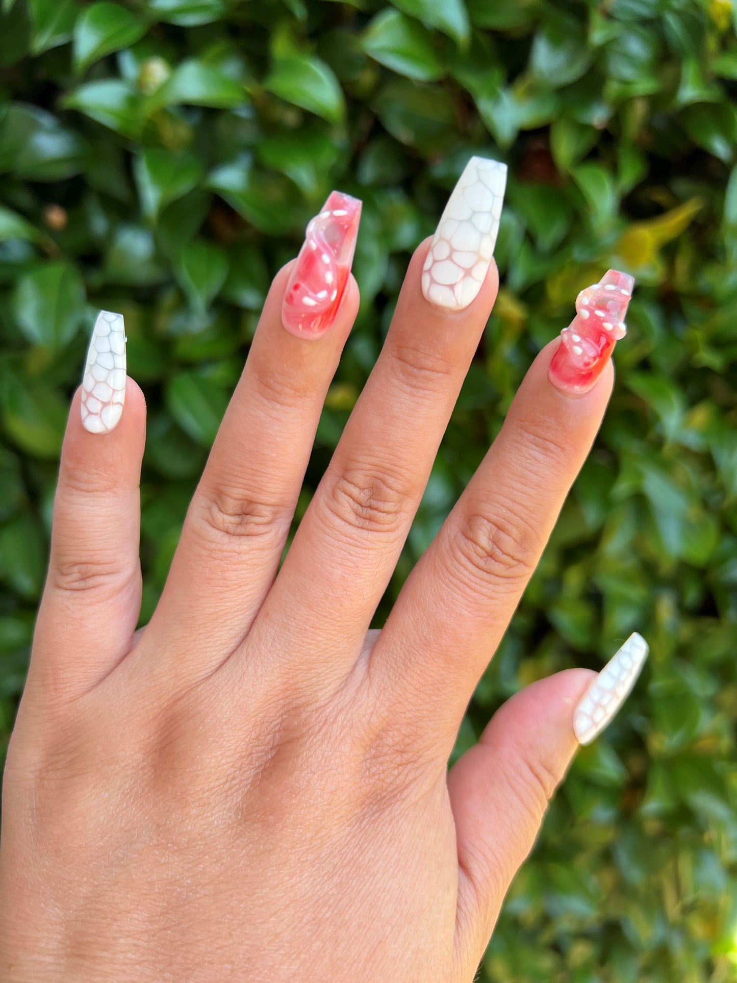 White Snake Print and Candy Pink Jelly Press-on Nail|Glue Nails|Nail Art|False Nails|Elegant Nails|Summer Sale|Fancy Event Nails|Trendy Nail