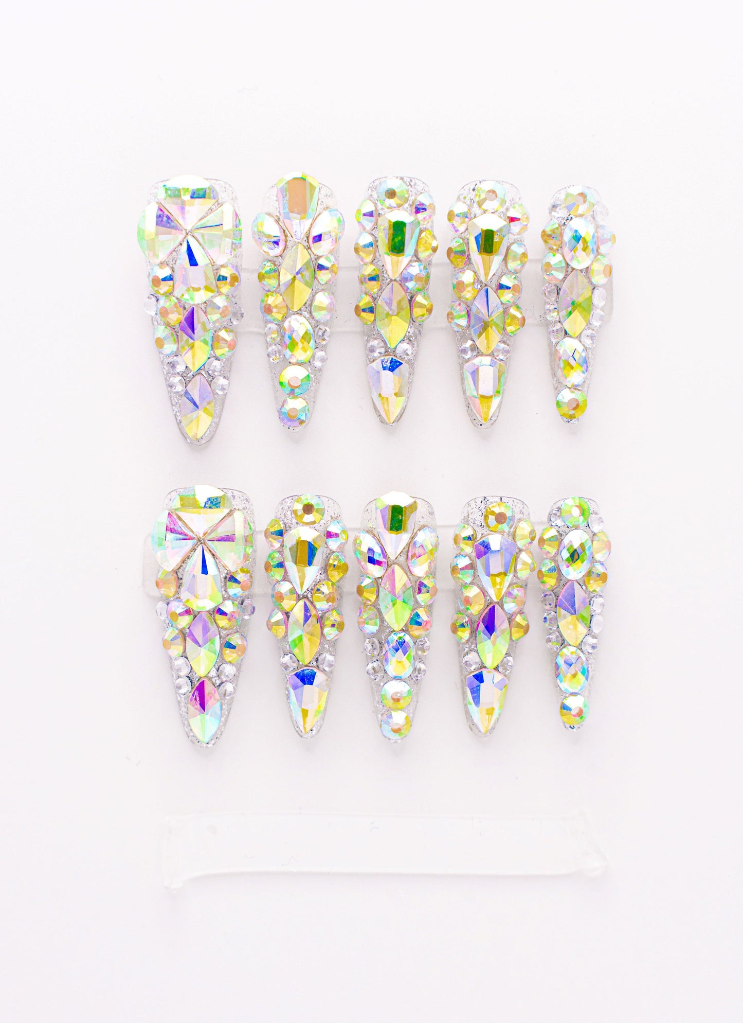 Sparkly Nails|Stiletto Nails|Cute Nail|Nail Designs|False Nails|Elegant Nails|Summer Nail|Nail Art|Trendy Nails|Crystal Nails