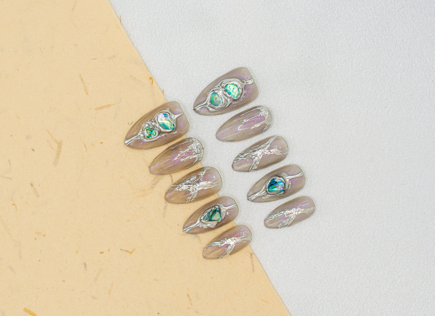 3D Almond Silver Chrome Nails|Cute Nails|Nail Designs|Nail Art|False Nails|Elegant Nails|Summer Nail|Ombre Nails|Trendy Nails|Classy Nails