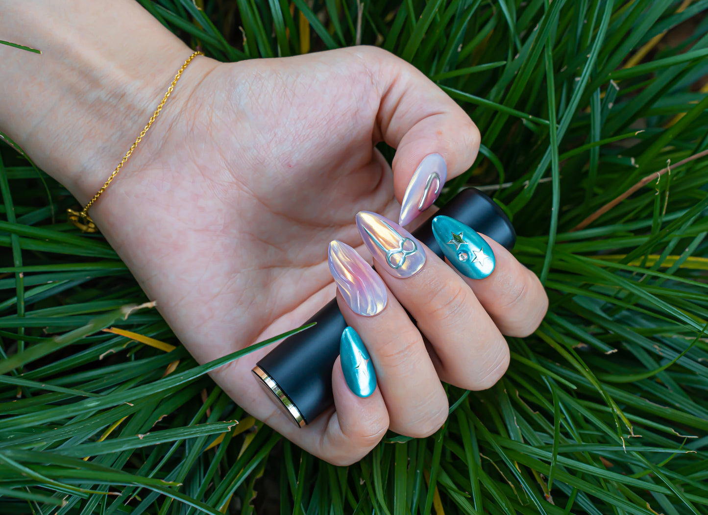 Star Nails|Heart Nails|Ombre Nails|Cute Nails|Beach Nails|Nail Designs|False Nails|Elegant Nails|Summer Nail|Trendy Nails|Classy Nails