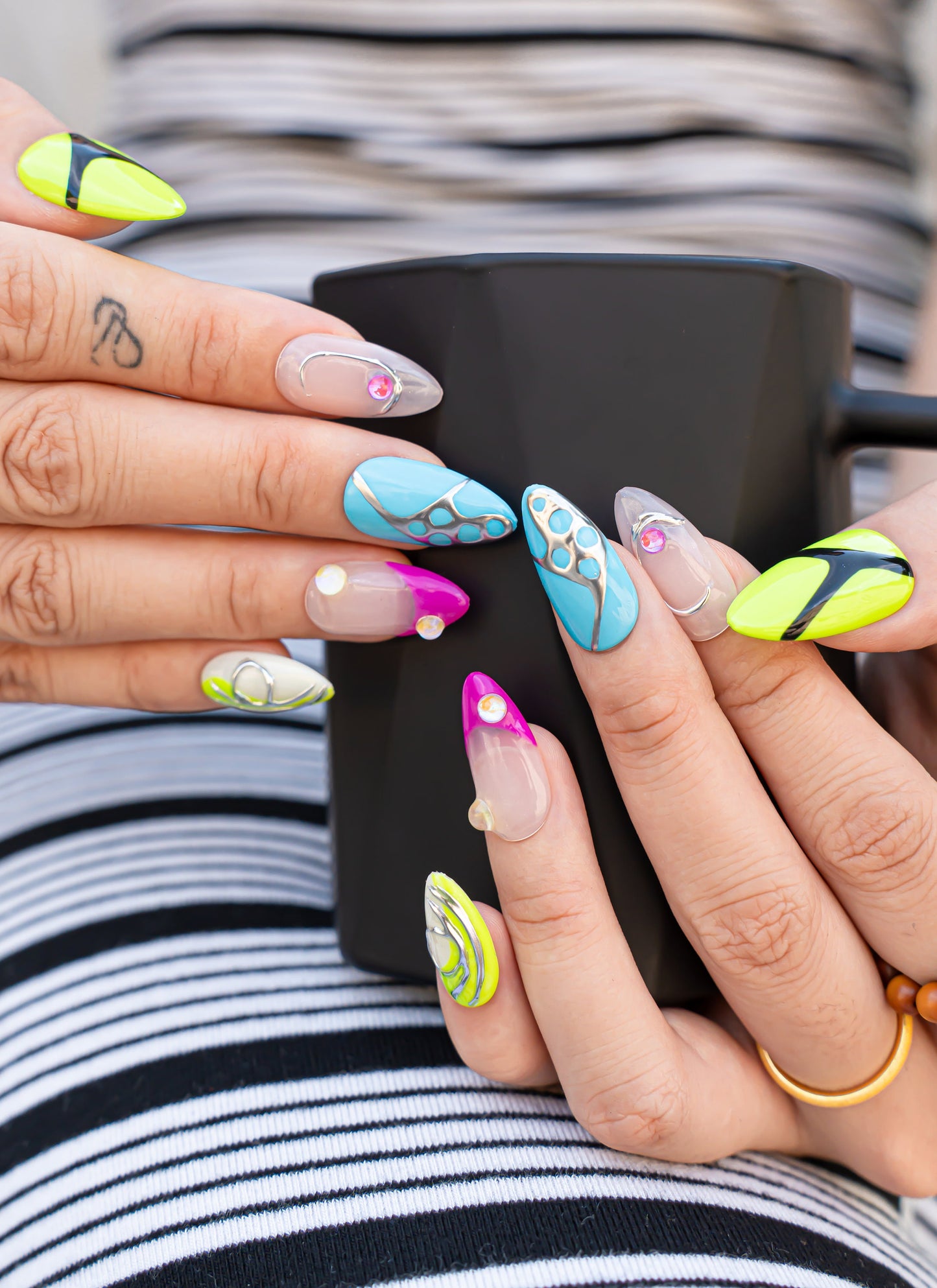Colorful Nails|Neon Nails|Cute Nails|Beach Nails|Almond Nails|Nail Designs|False Nails|Elegant Nails|Summer Nail|Trendy Nails|Classy Nails