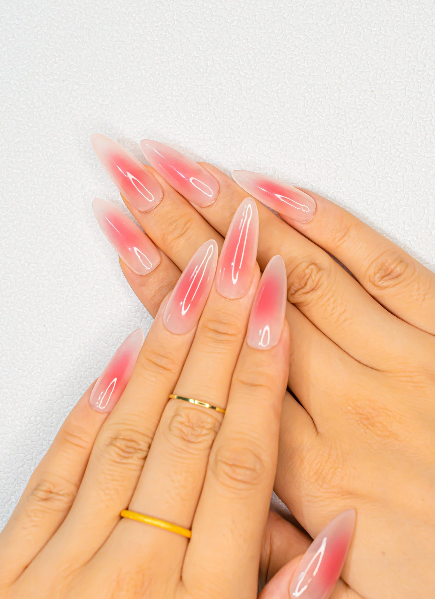 Ombre Nails|Pink Nails|Beach Nails|Long Almond Nails|Elegant Nails|Cute Nails|Nail Designs|False Nails|Summer Nail|Trendy Nails|Classy Nails