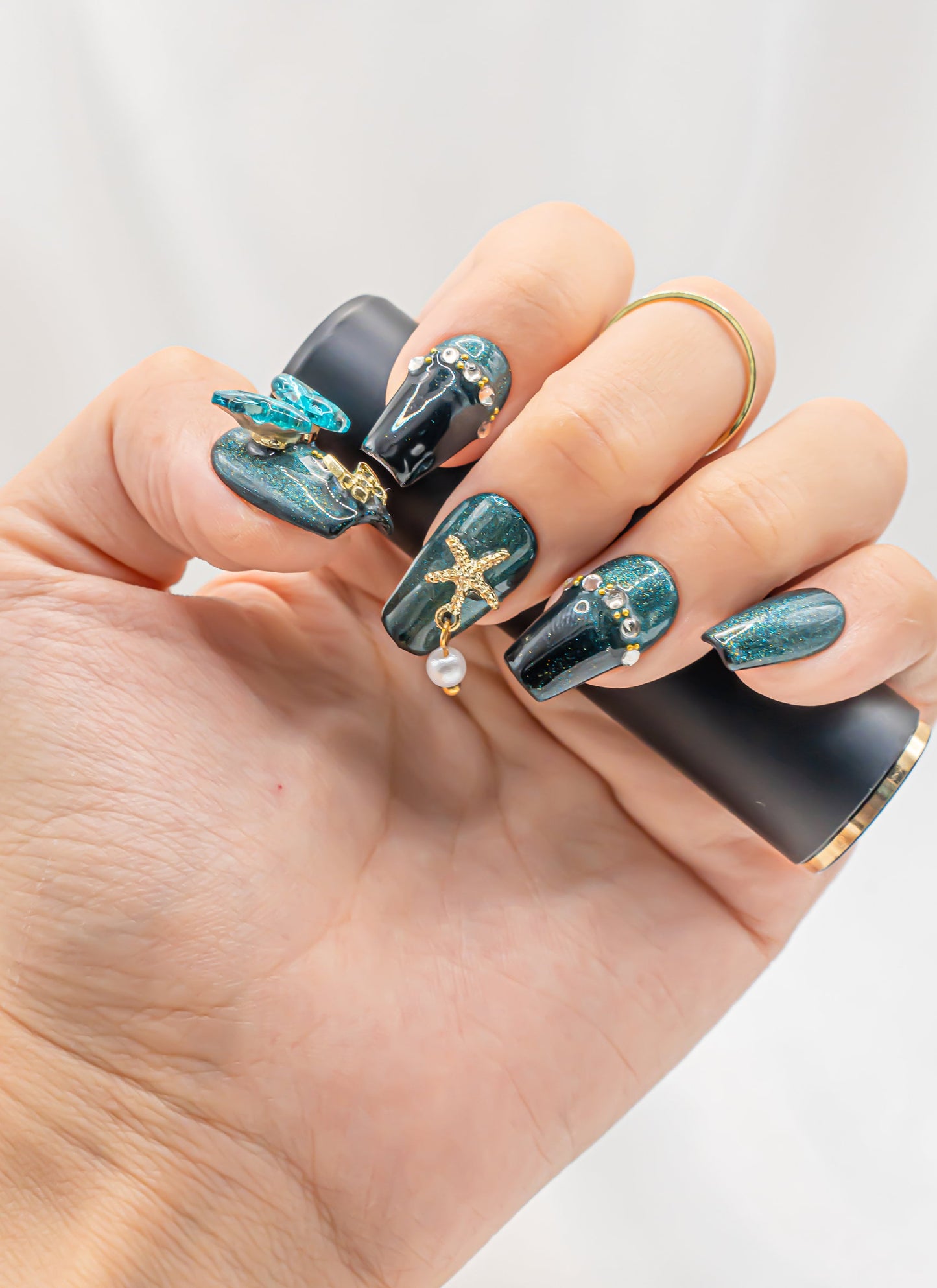 Summer Nail|Cute Nail|Ocean Nails|Beach Nails|Glitter Nails|Crystal Nails|Nail Designs|False Nail|Elegant Nails|Classy Nail|Trendy Nail|