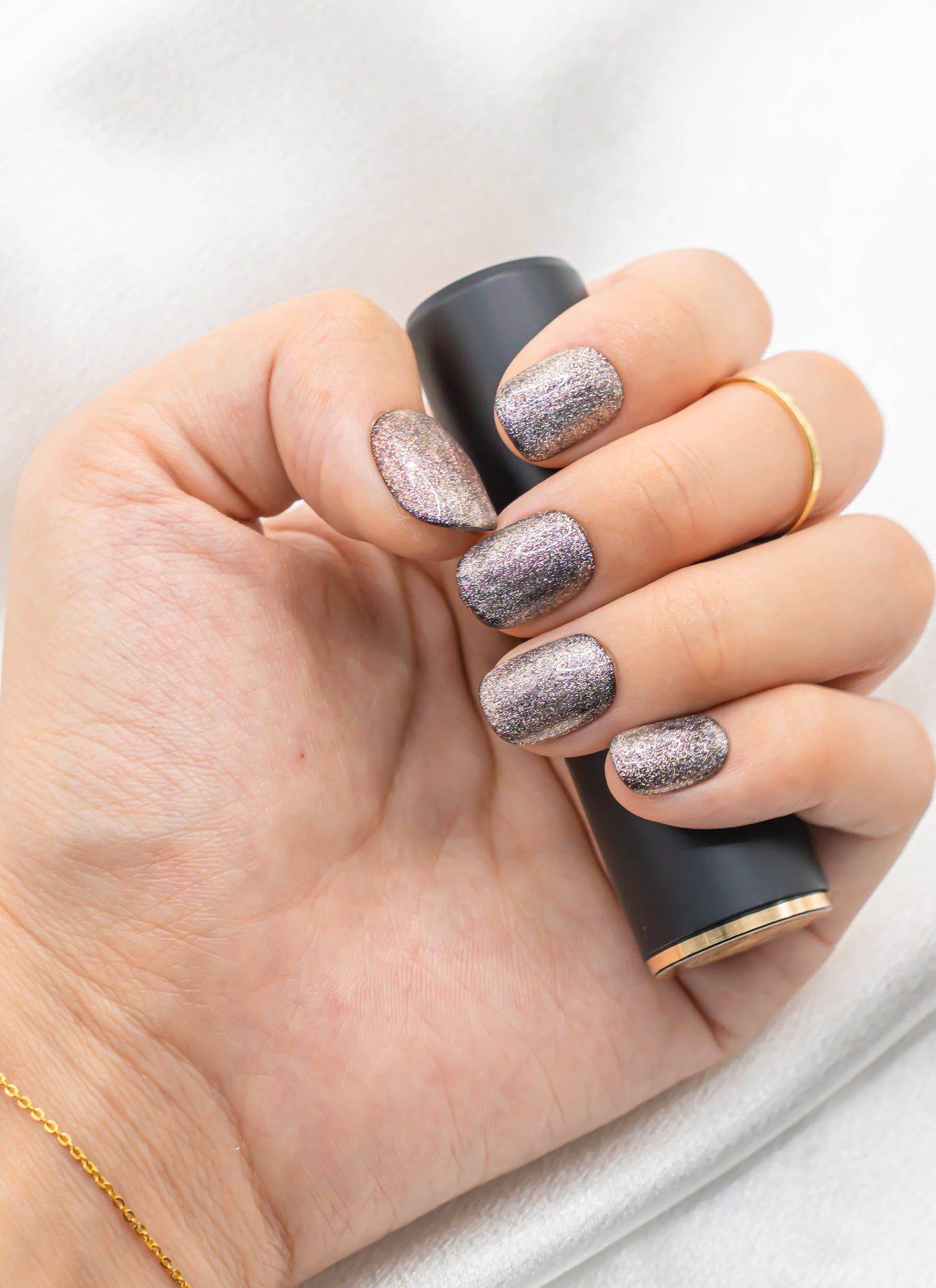 Natural Nails|Classy Nails|Fall Nails|Brown Cat Eye Nails|Metallic Nail|Glitter Nails|Galaxy Nails|Short Square Nails|Trendy Nails