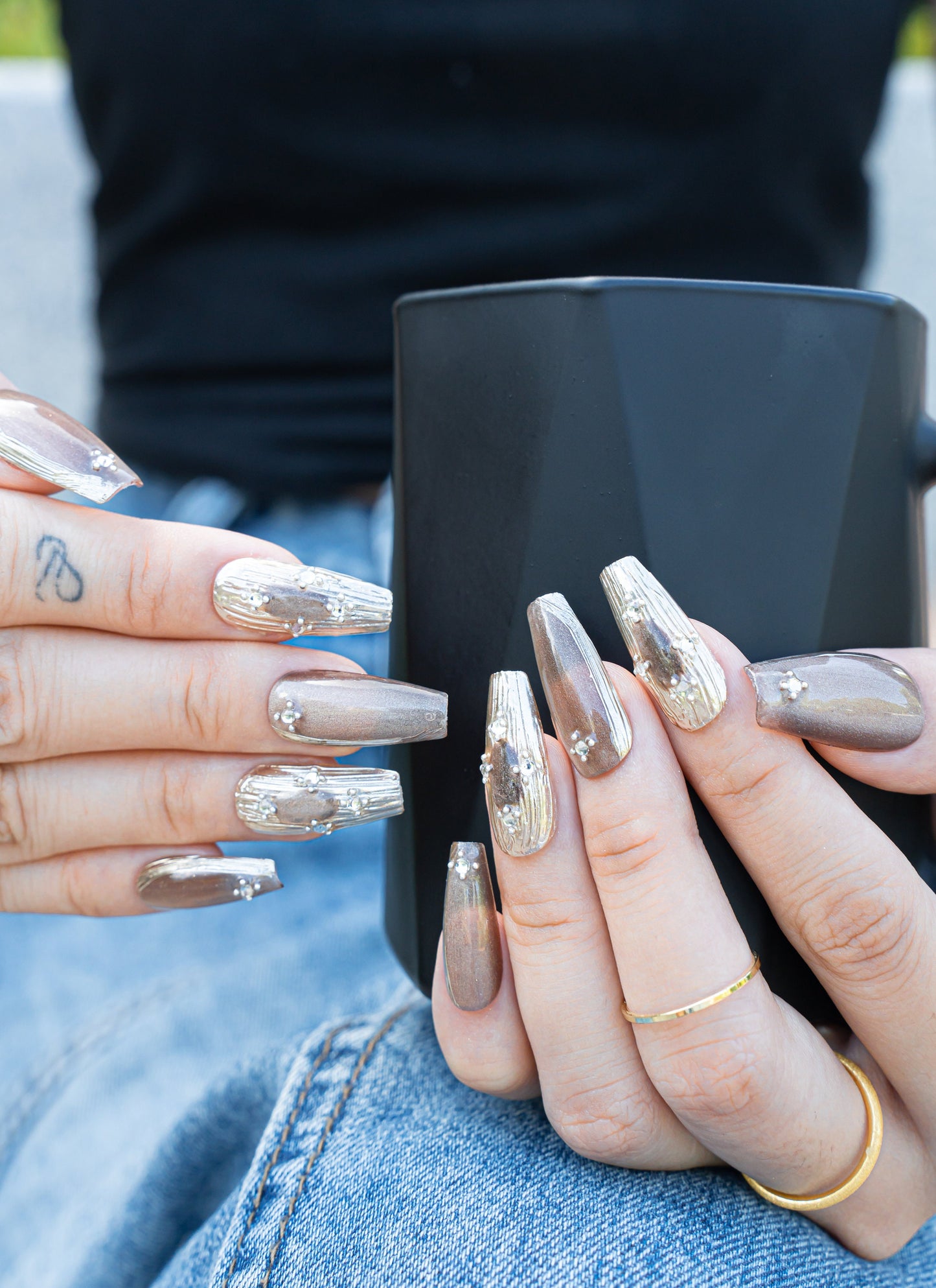 Elegant Nails|Fall Nails|3D Nails|Chrome Nails|Metallic Nails|Glass Nails|Crystal nails|Long Coffin Nails|Brown Nails|False Nail|Trendy Nail