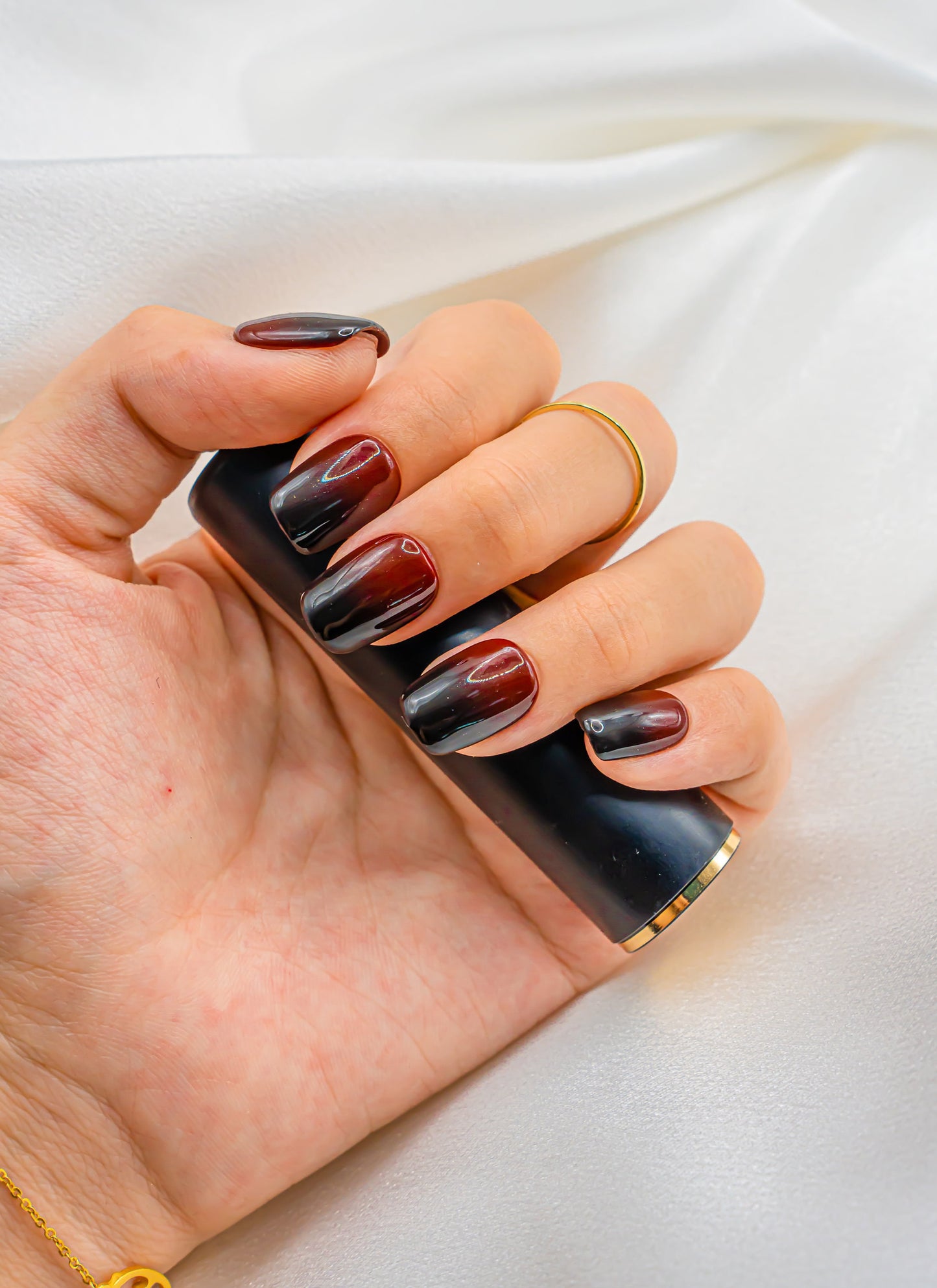 Dark Red Ombre Nails|Gel Nails|Cute Nails|Summer Nails|Nail Designs|False Nails|Elegant Nails|Trendy Nails|Square Nails|Halloween Nail