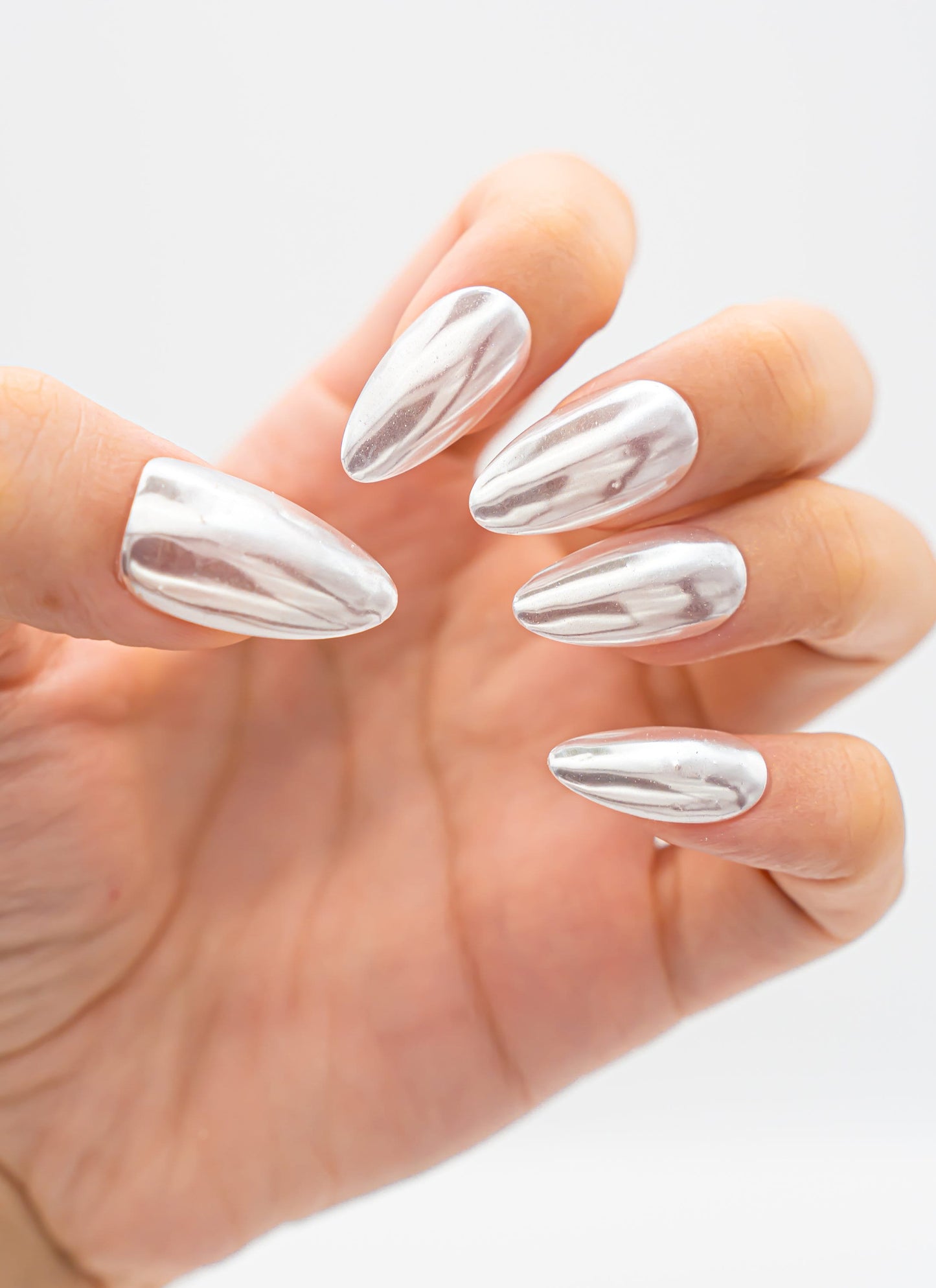 Pearl Almond Nails|Cute Nails|Nail Designs|Free Style|False Nail|Elegant Nail|Summer Nail|Wedding Nails|Trendy Nails|Classy Nails|Gel Nail