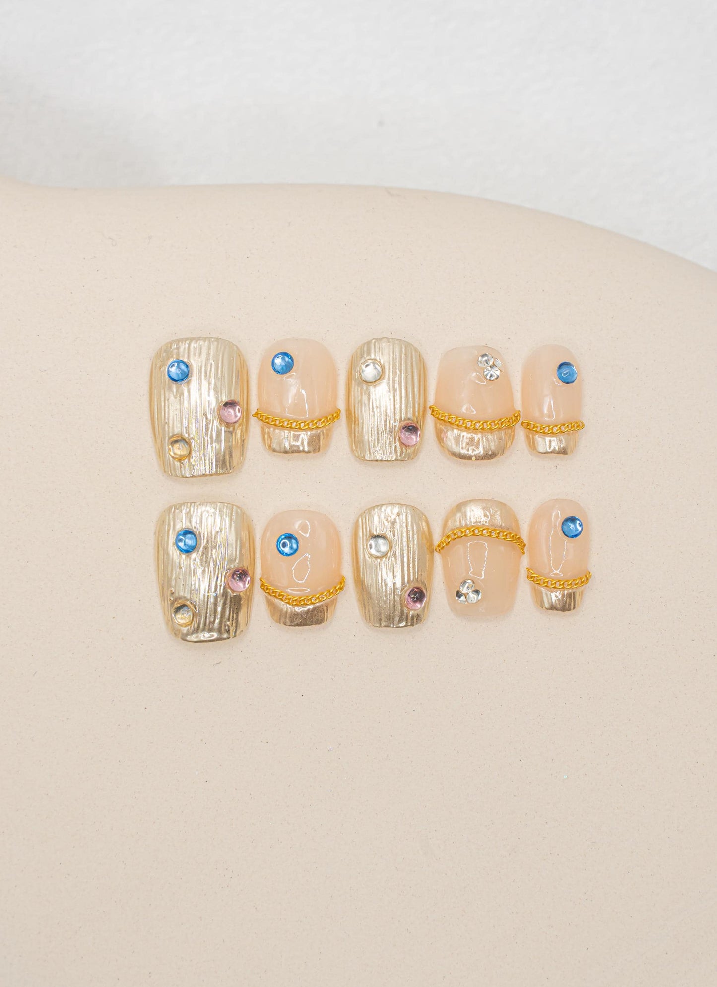 Elegant Nails|3D Nails|Gold Nails|Metallic Nails|Crystal Nails|Short Square Nails|Nails|Press On Nails|Gel Nails|Fake Nails|False Nails