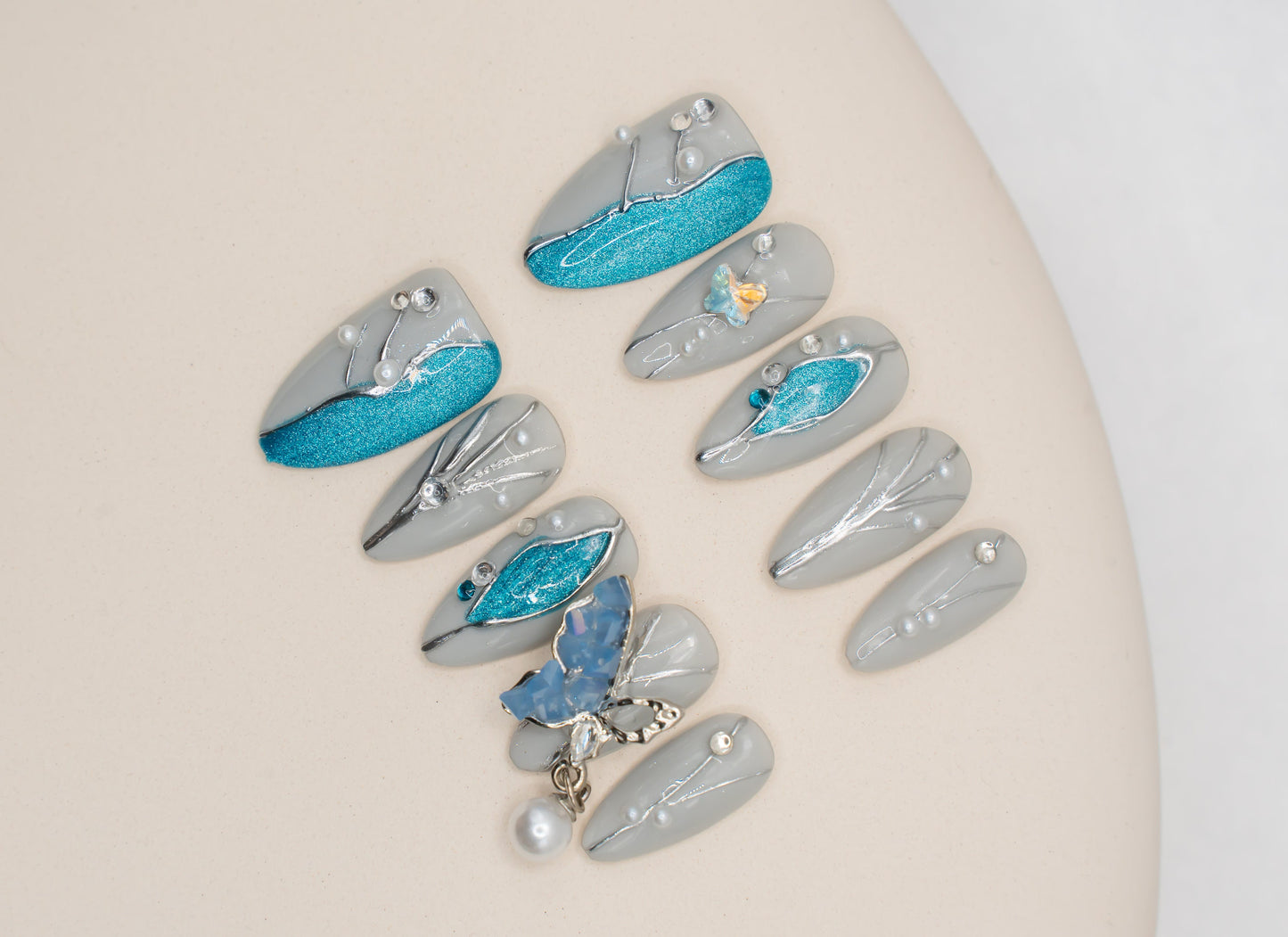 Aura 3D Chrome Nails|Cute Nails|Nail Designs|Free Style|False Nails|Elegant Nails|Summer Nail|Metallic Nail|Trendy Nails|Classy Nails
