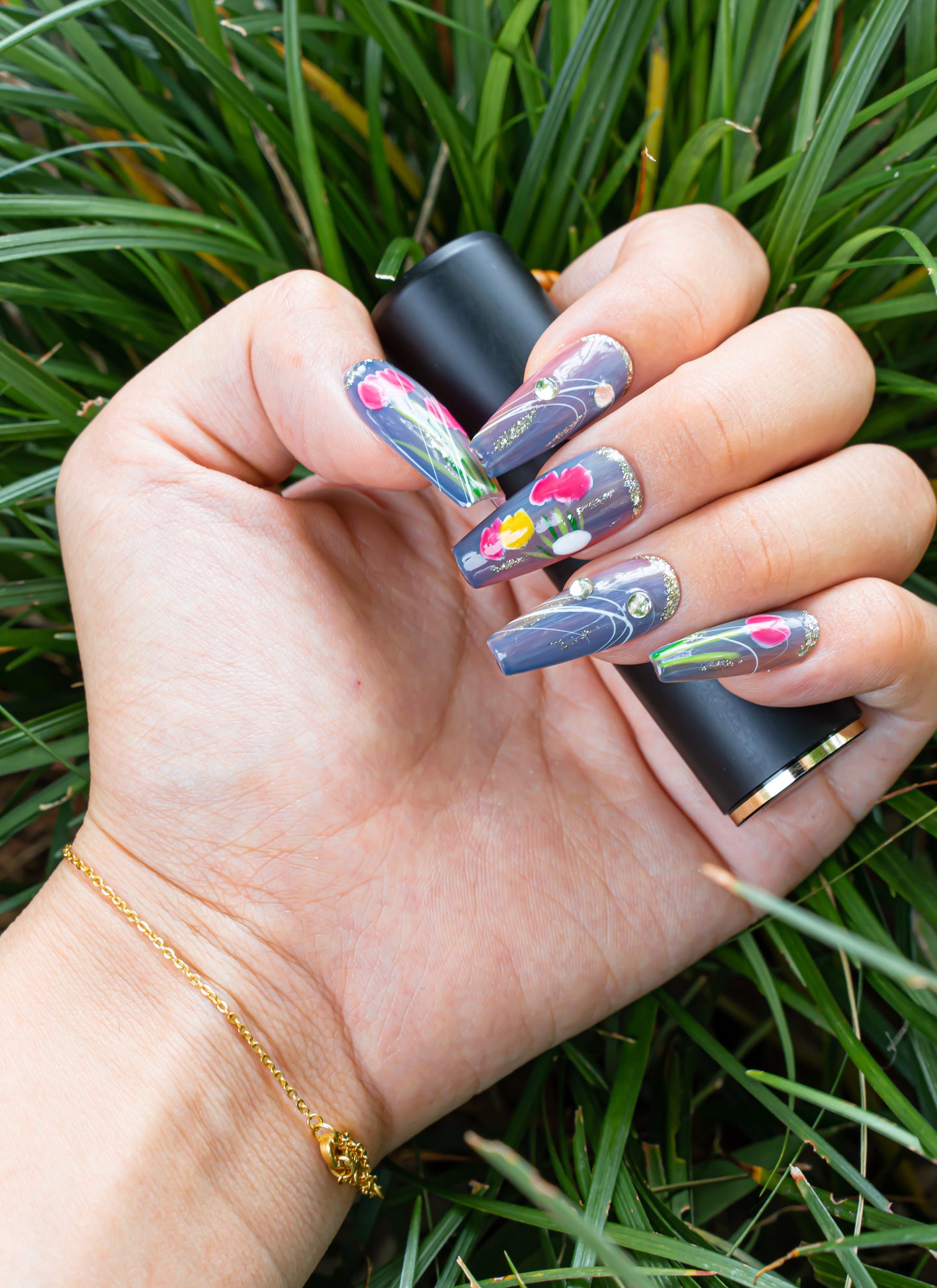 Fall Nails|Natural Nails|Flower Nails|Long Coffin Nails|Glitter Nails|Cute Nail|Nail Designs|False Nail|Elegant Nail|Trendy Nail|Classy Nail