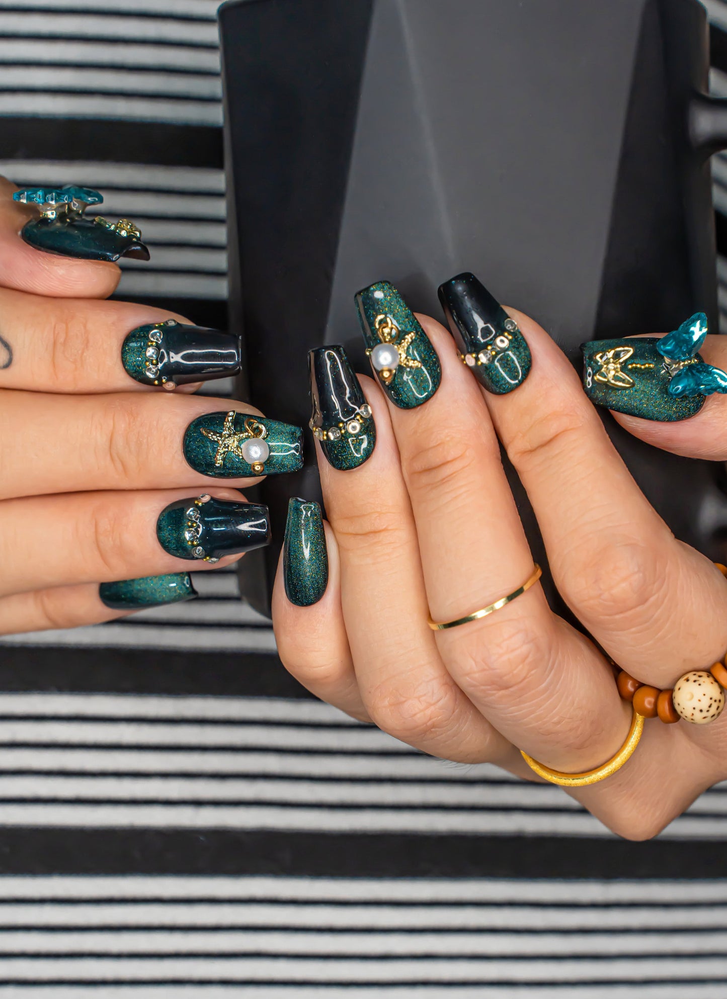 Summer Nail|Cute Nail|Ocean Nails|Beach Nails|Glitter Nails|Crystal Nails|Nail Designs|False Nail|Elegant Nails|Classy Nail|Trendy Nail|