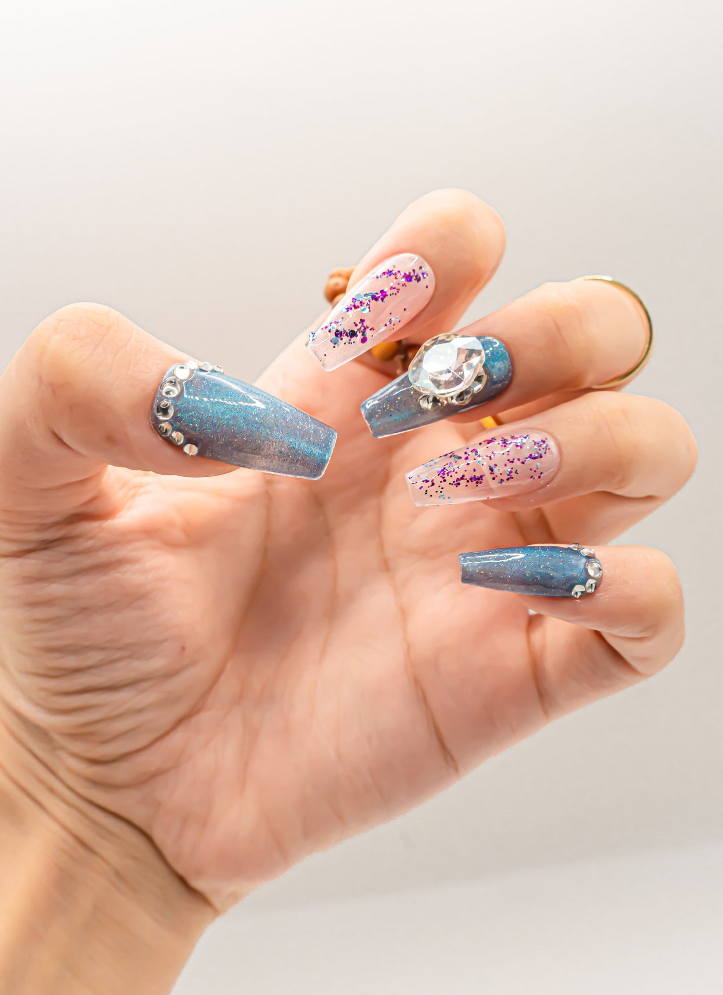Cute Nails|Summer Nail|Sparkling Nails|Crystal Nails|Glitter Nails|Long Coffin Nails|Nail Designs|False Nails|Elegant Nails|Trendy Nails