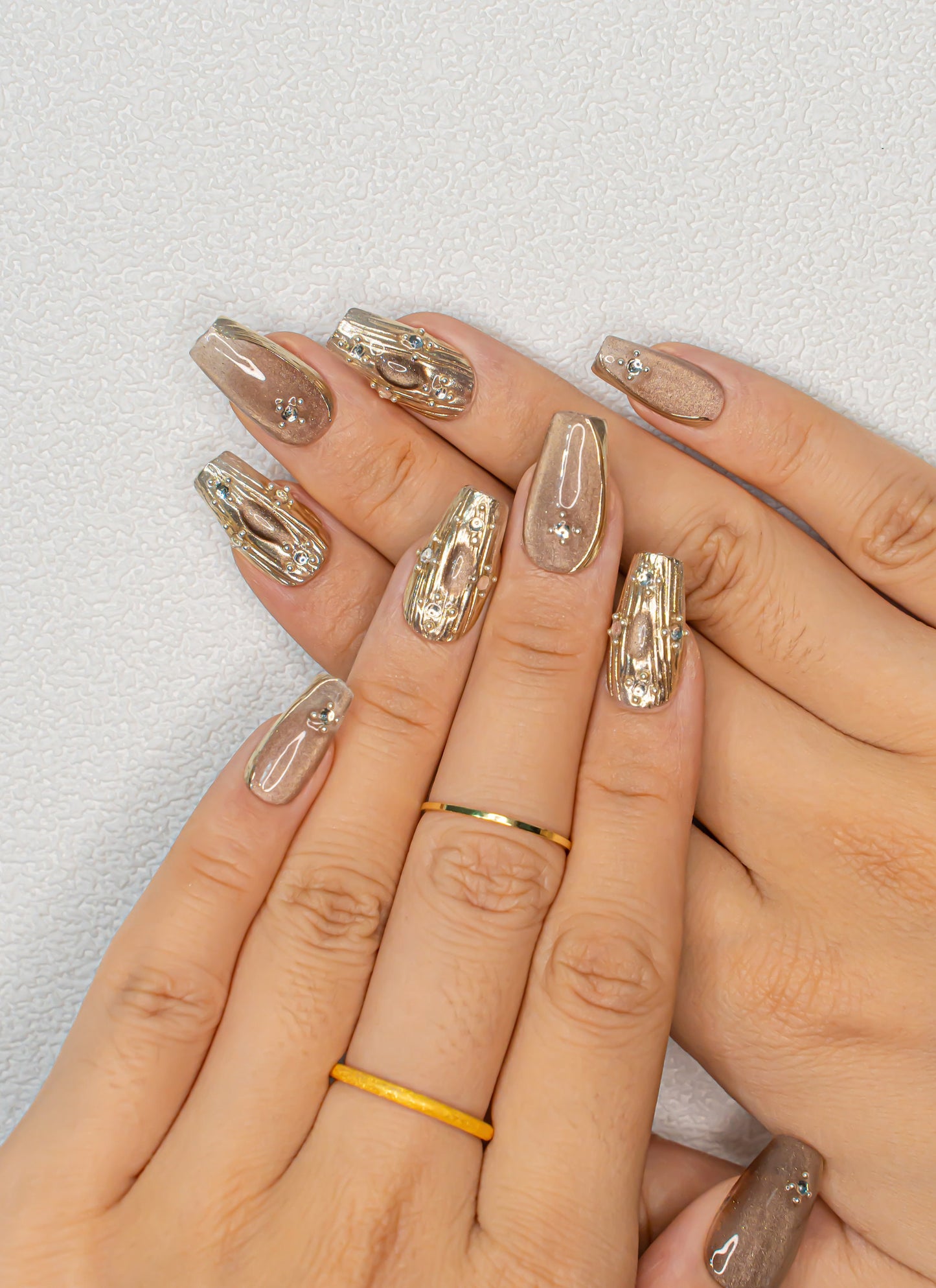 Elegant Nails|Fall Nails|3D Nails|Chrome Nails|Metallic Nails|Glass Nails|Short Coffin Nails|Nail Designs|False Nail|Trendy Nail|Classy Nail