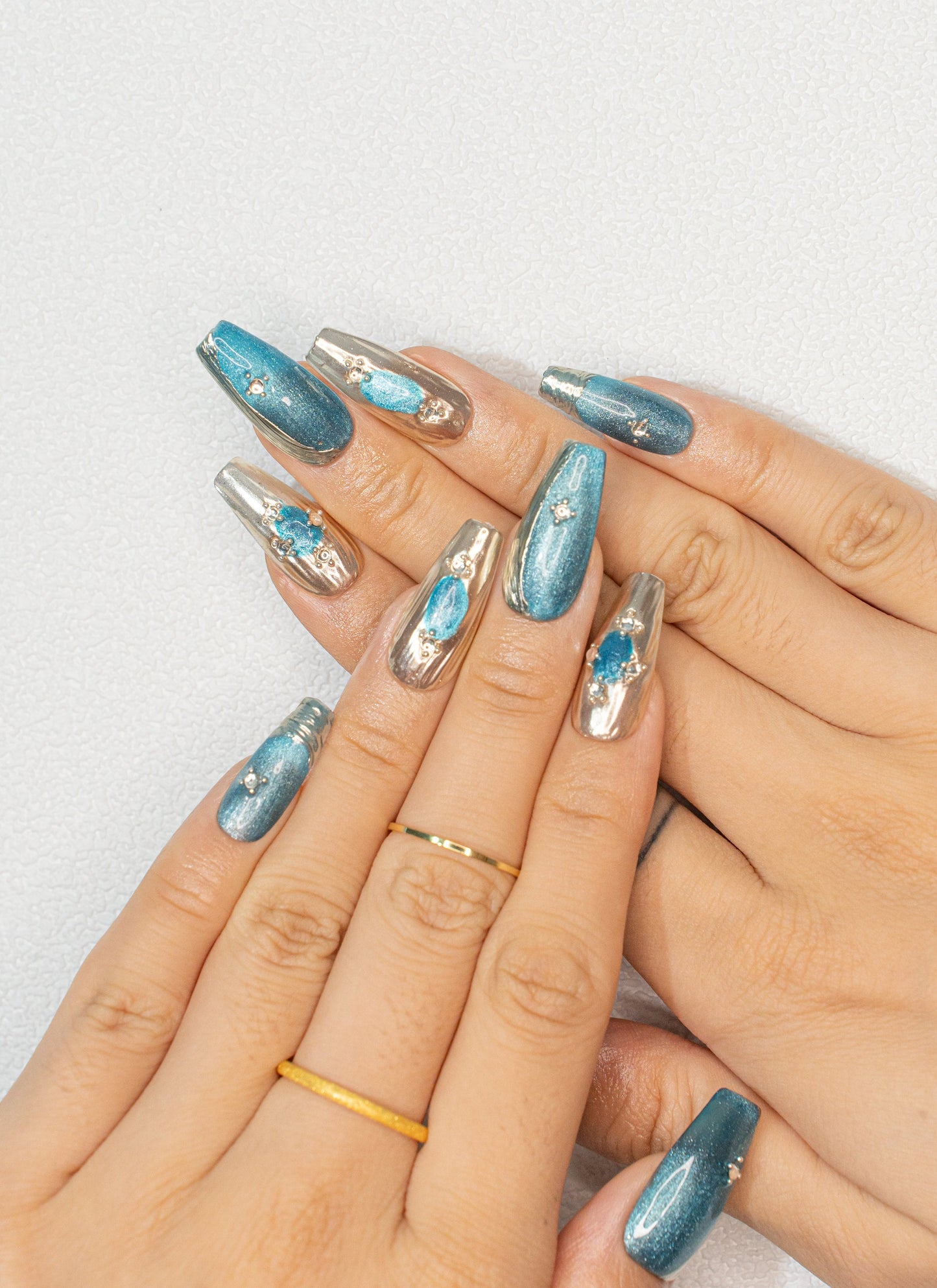 Elegant Nails|Summer Nails|Ocean Nails|Beach Nails|Mermaid Nails|Chrome Nails|Metallic Nails|Long Coffin Nails|False Nails|Trendy Nails