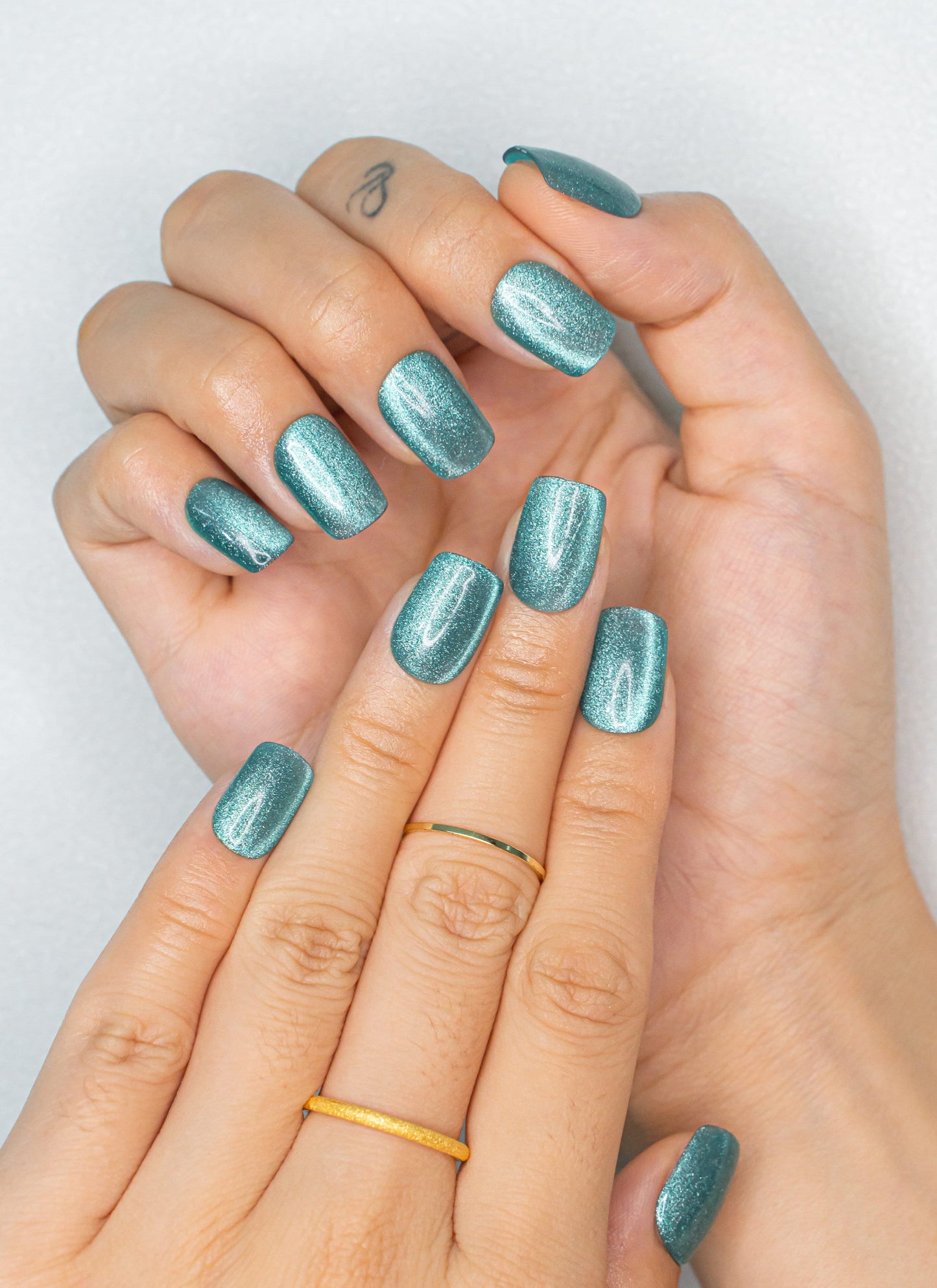 Natural Nails|Classy Nails|Summer Nails|Mystic Teal Shimmer Cat Eye Nails|Ocean Nails|Sea Nails|Mermaid Nails|Glass Nails|Short Square Nails