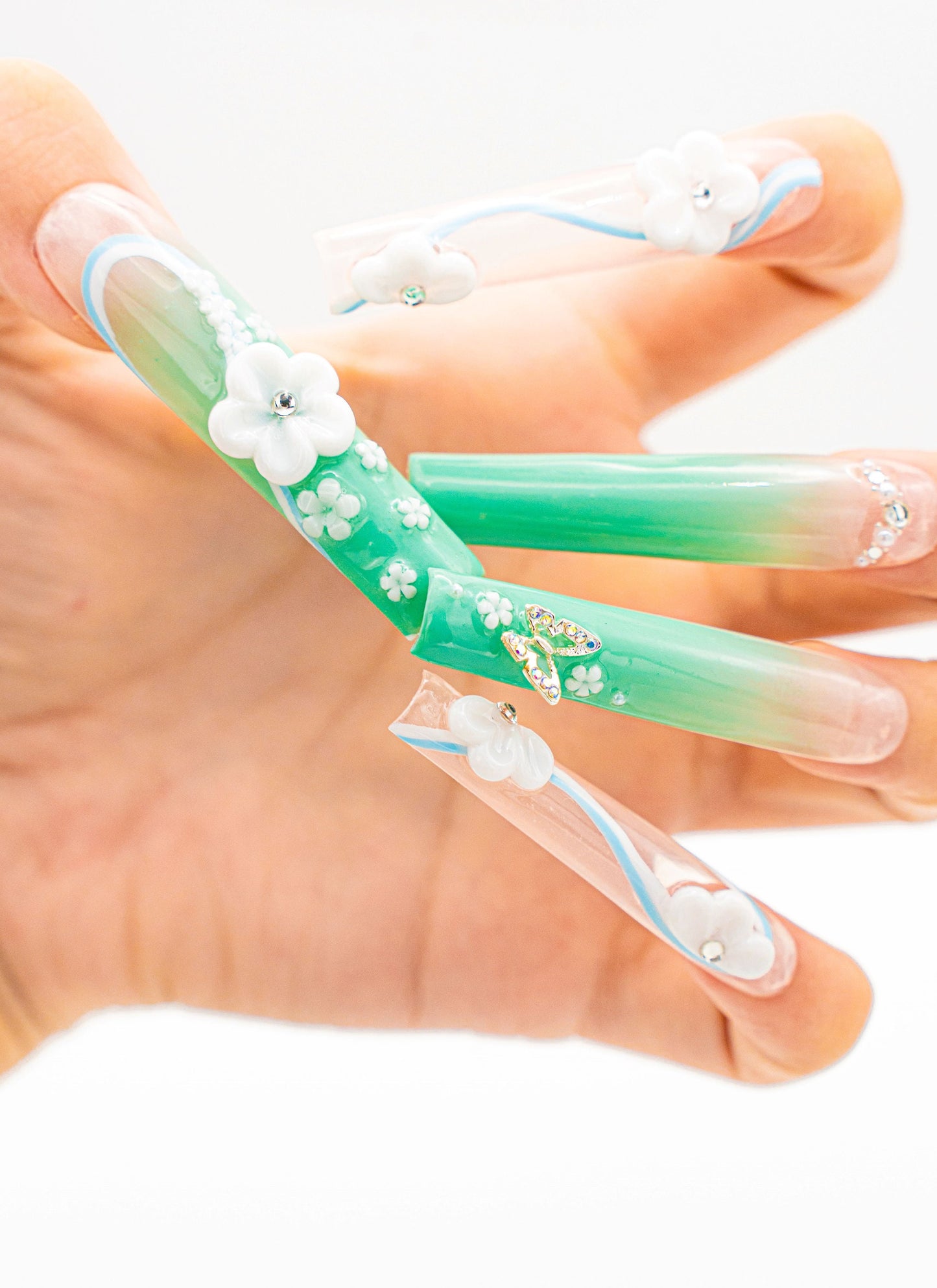 Ombre Nails|Long Nails|Green Nails||Cute Nail|Nail Designs|False Nails|Elegant Nails|Summer Nail|Nail Art|Trendy Nails