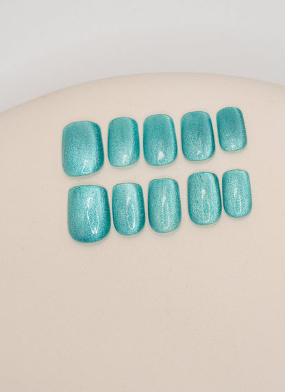 Natural Nails|Classy Nails|Summer Nails|Mystic Teal Shimmer Cat Eye Nails|Ocean Nails|Sea Nails|Mermaid Nails|Glass Nails|Short Square Nails