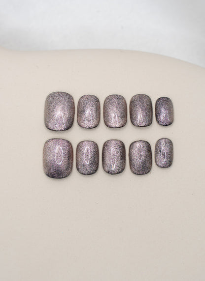 Natural Nails|Classy Nails|Fall Nails|Brown Cat Eye Nails|Metallic Nail|Glitter Nails|Galaxy Nails|Short Square Nails|Trendy Nails