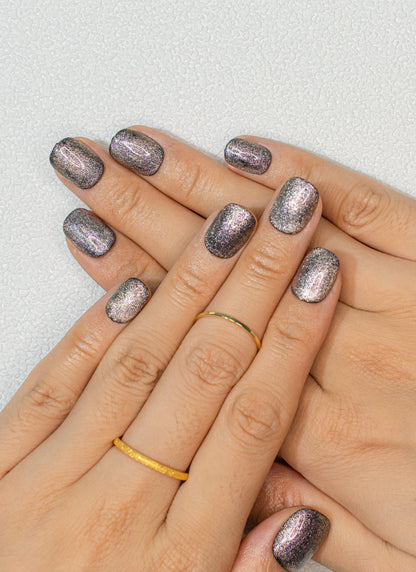 Natural Nails|Classy Nails|Fall Nails|Brown Cat Eye Nails|Metallic Nail|Glitter Nails|Galaxy Nails|Short Square Nails|Trendy Nails
