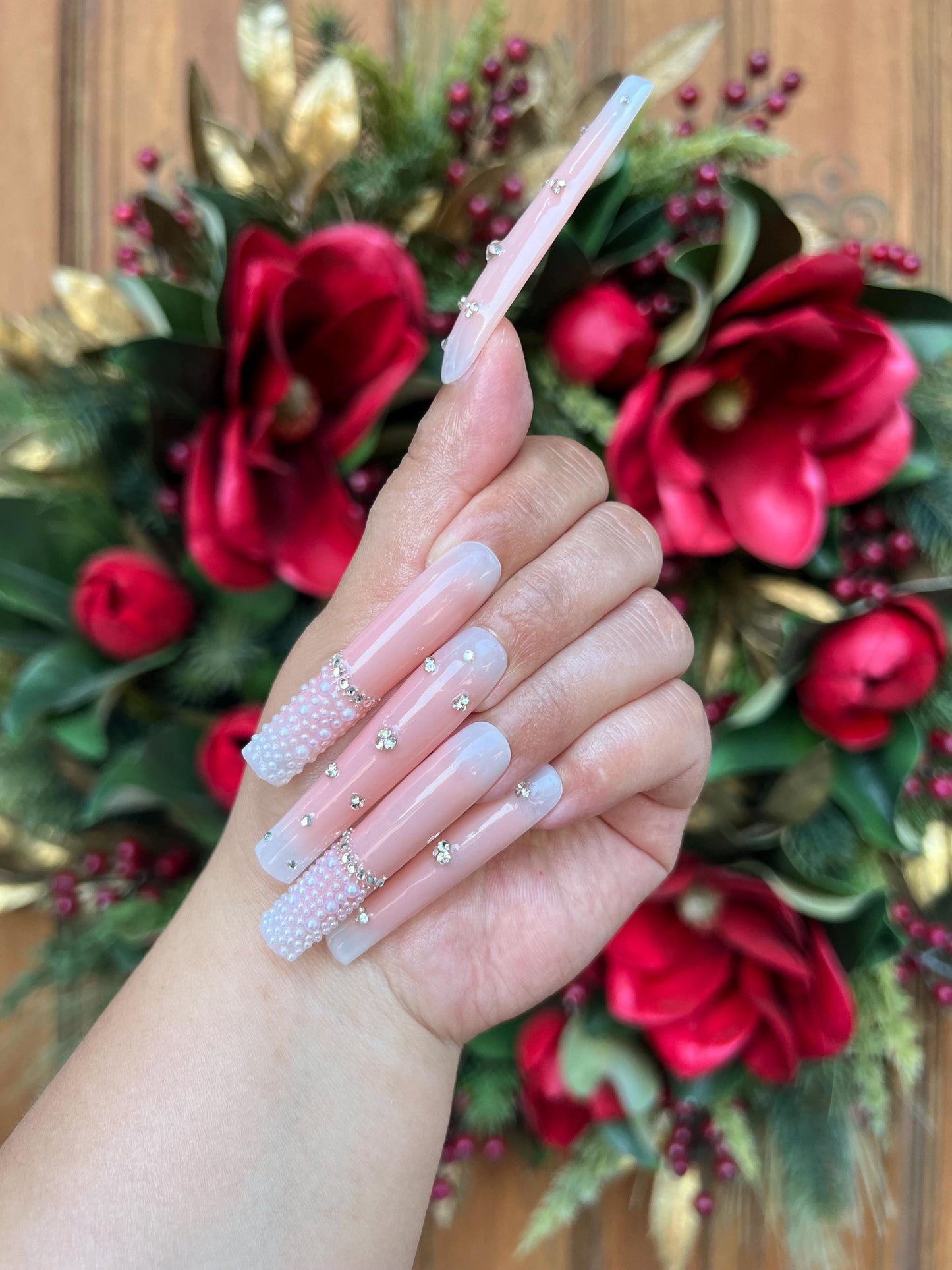 Ombre Nails|Long Nails|Pink Nails|Cute Nail|Nail Designs|False Nails|Elegant Nails|Summer Nail|Nail Art|Trendy Nails