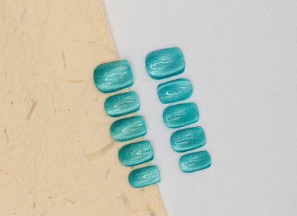 Natural Nails|Classy Nails|Summer Nails|Mystic Teal Shimmer Cat Eye Nails|Ocean Nails|Sea Nails|Mermaid Nails|Glass Nails|Short Square Nails